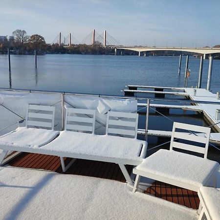 Houseboat Water King Apartament Plywajacy Dom Na Wodzie, 7 Os Wrocław Exteriör bild